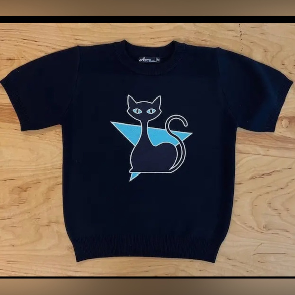 300. Astro Bettie, Atomic Bettie Cat Arrow Black Sweater shirt Size S/M
